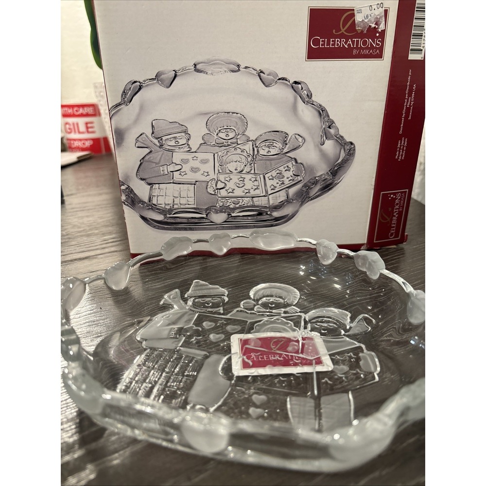 Celebrations by MIKASA Carolers Collection Frosted‎ Snack Candy Sweet Dish Japan